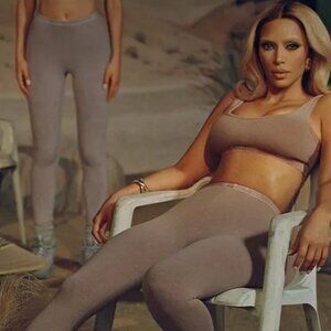 Skims Outdoor Legging